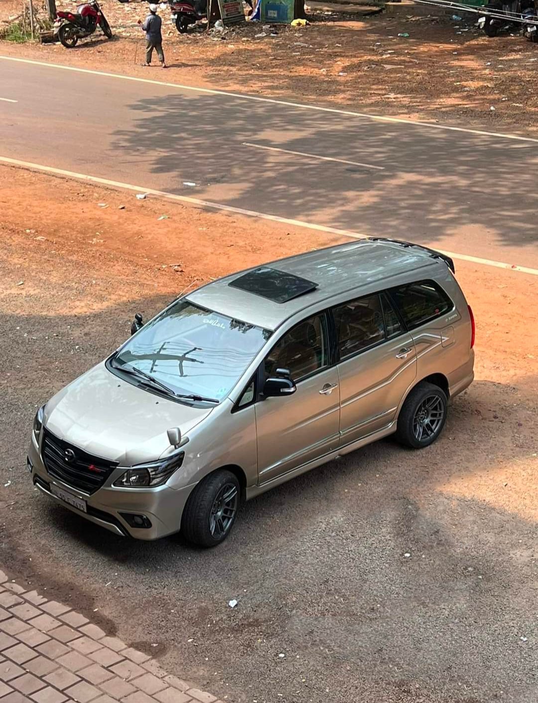 Toyota Innova